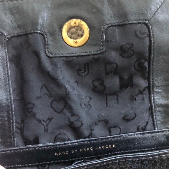 Marc Jacobs patent crossbody - Picture 4 of 5